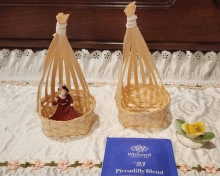 Mini bamboo basket